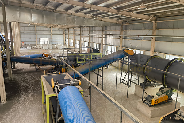 新疆十萬噸有機無機復混肥生產線發貨