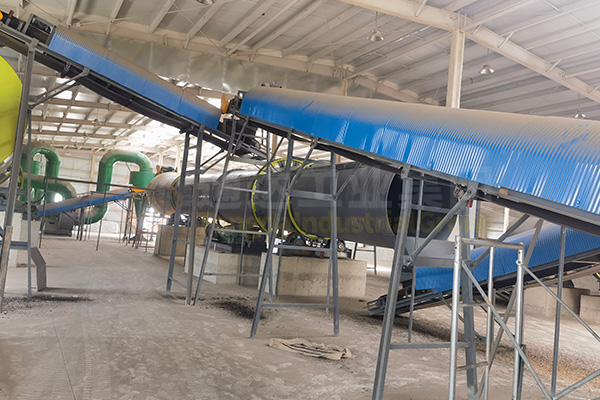 新疆十萬噸有機無機復混肥生產線發貨