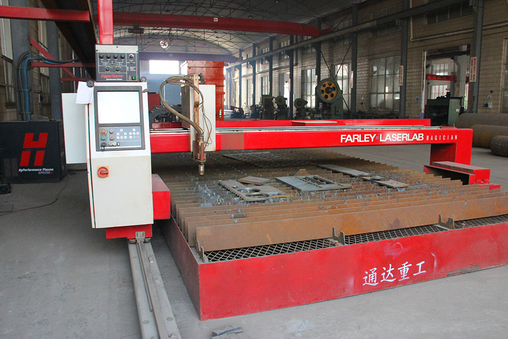 通達重工金加工車間02