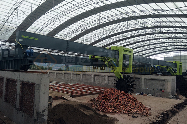 大跨度液壓雙輪盤翻拋機