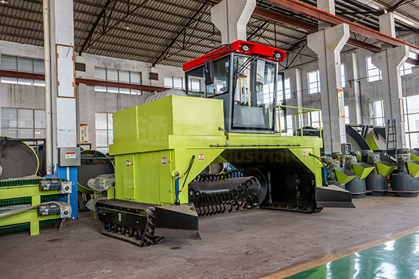 全液壓履帶式翻堆翻拋機性