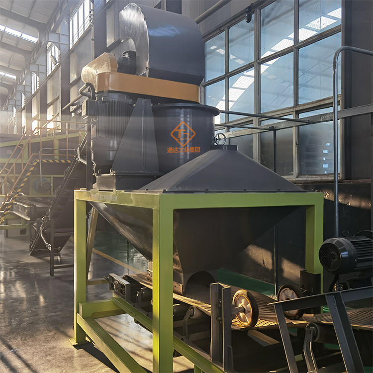 把牛糞做成肥料的機(jī)器有哪些?